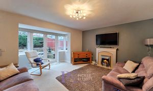 A photo of house to rent on Richmond Gate, Hinckley, LE10 from Picker Elliott Hinckley