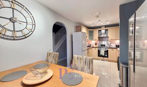 A photo of house to rent on Richmond Gate, Hinckley, LE10 from Picker Elliott Hinckley