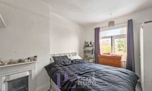 Beaumont Avenue, Hinckley, LE10 photo