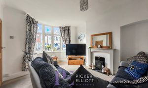 A photo of house for sale on Beaumont Avenue, Hinckley, LE10 from Picker Elliott Hinckley