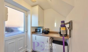 Slate Drive, Burbage, LE10 photo