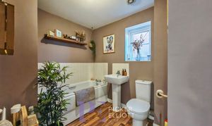 Slate Drive, Burbage, LE10 photo