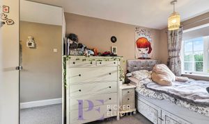 Clifton Way, Hinckley, LE10 photo