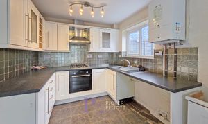 A photo of house for sale on Lincoln Road, Barwell, LE9 from Picker Elliott Hinckley