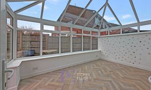 Lincoln Road, Barwell, LE9 photo