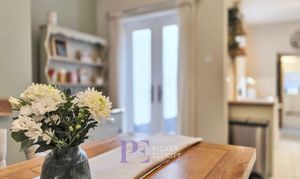 Trinity Lane, Hinckley, LE10 photo