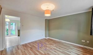 Oak Close, Burbage, LE10 photo