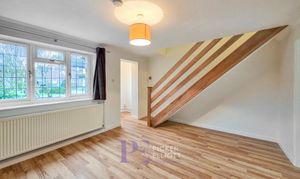 Oak Close, Burbage, LE10 photo