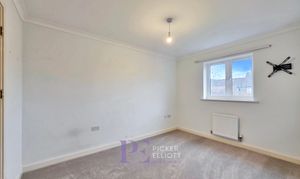 Greyhound Croft, Hinckley, LE10 photo