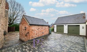 Carey Hill Road, Stoney Stanton, LE9 photo