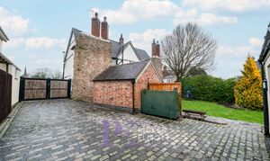 Carey Hill Road, Stoney Stanton, LE9 photo