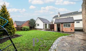 Carey Hill Road, Stoney Stanton, LE9 photo