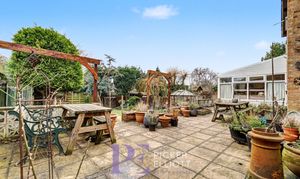 Springfield Avenue, Market Bosworth, CV13 photo