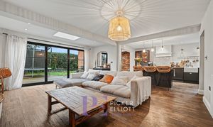 A photo of house for sale on Abbotts Green, Burbage, LE10 from Picker Elliott Hinckley