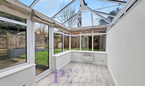 Rydal Close, Hinckley, LE10 photo