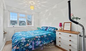 Frobisher Close, Hinckley, LE10 photo