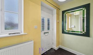 A photo of house for sale on Lockley Gardens, Sapcote, LE9 from Picker Elliott Hinckley