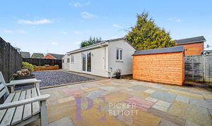 Byron Street, Barwell, LE9 photo