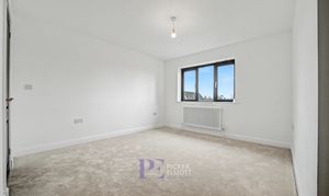 Merrifield Gardens, Burbage, LE10 photo