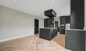 Merrifield Gardens, Burbage, LE10 photo