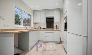 Beaumont Avenue, Hinckley, LE10 photo