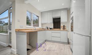 A photo of house for sale on Beaumont Avenue, Hinckley, LE10 from Picker Elliott Hinckley