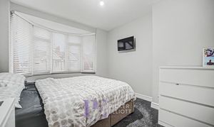 Beaumont Avenue, Hinckley, LE10 photo