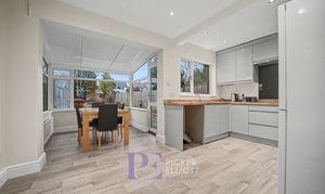 A photo of house for sale on Beaumont Avenue, Hinckley, LE10 from Picker Elliott Hinckley