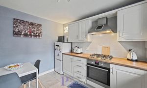 Faray Drive, Hinckley, LE10 photo