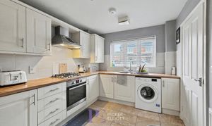 Faray Drive, Hinckley, LE10 photo