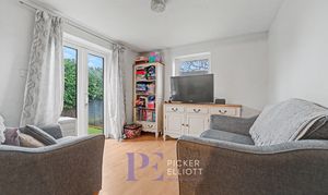 Clifton Way, Hinckley, LE10 photo