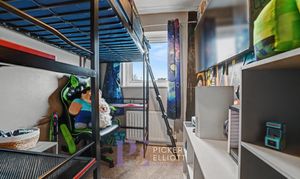 Clifton Way, Hinckley, LE10 photo