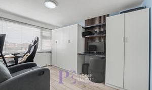 Millers Green, Burbage, LE10 photo