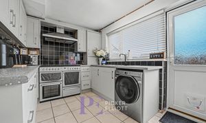 Millers Green, Burbage, LE10 photo