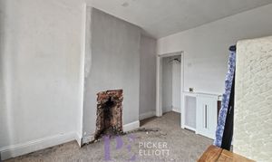 Hurst Road, Hinckley, LE10 photo