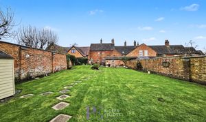 Sketchley Old Village, Burbage, LE10 photo