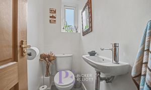 Leicester Road, Sapcote, LE9 photo