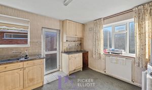 Welbeck Avenue, Burbage, LE10 photo