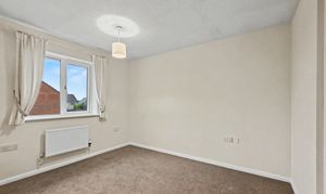 Colts Close, Burbage, LE10 photo