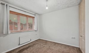 Colts Close, Burbage, LE10 photo