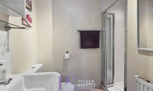 Bonneville Road, Hinckley, LE10 photo