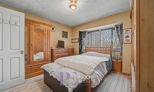 Cumberland Way, Barwell, LE9 photo