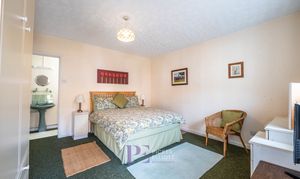 The Green, Dadlington, CV13 photo