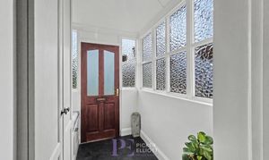 A photo of house for sale on Sapcote Road, Burbage, LE10 from Picker Elliott Hinckley