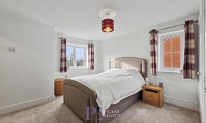 Green Close, Burbage, LE10 photo