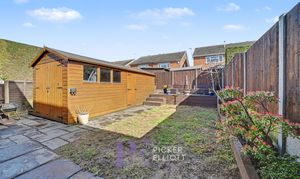 Carpenters Close, Burbage, LE10 photo