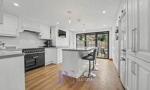 Main Street, Cadeby, CV13 photo