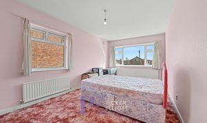 Sketchley Lane, Burbage, LE10 photo