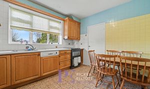 Sketchley Lane, Burbage, LE10 photo