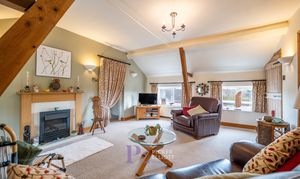 The Green, Dadlington, CV13 photo